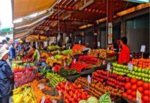 केंद्र सरकारच्या हस्तक्षेपानंतर टोमॅटोचे घाऊक भाव कमी