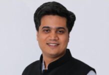 Current budget will neither benefit sugarcane farmers nor sugar mills: Rohit Pawar