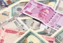 कोरोनाचा फटका, महामारीने लोकांना उत्पन्न घटण्याची भीती