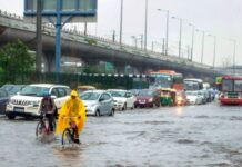 Heavy rain paralysed Pune: 13 dead; 28,500 people evacuated