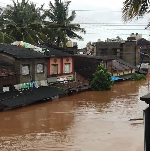 kolhapur sangli maharashtra india floods 2019