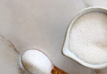 साखर उद्योगास अडचणीतून बाहेर काढण्यासाठी साखरेचा हमीभाव ४२ रुपये केला जावा : आमदार सतेज पाटील