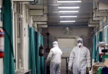 कोरोना संक्रमणाची गती घटली, गेल्या २४ तासांत नवे ३.२९ लाख नवे रुग्ण Coronavirus