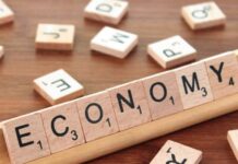 Pakistan’s economy nosedives; Imran Khan busy offering goodies for popularity