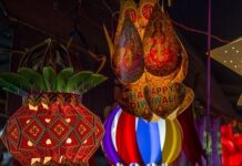 त्योहारी सीजन में देशभर में 50,000 करोड़ रुपये से अधिक का कारोबार होने की उम्मीद: कन्फेडरेशन ऑफ ऑल इंडिया ट्रेडर्स