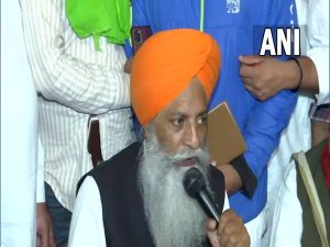 Farmer leader Gurnam Singh Charuni following a meeting of Samyukta Kisan Morcha (Photo/ ANI)