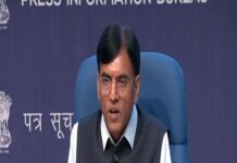 Union Minister Mansukh Mandaviya reviews availability and use of fertilizers with States/UTs