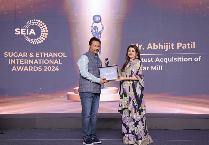 Mr. Abhijit Patil- seia award- 2024 bhagyashree patwardhan