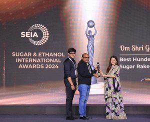 Om Shri Ganesh Transport- seia award- 2024 bhagyashree patwardhan