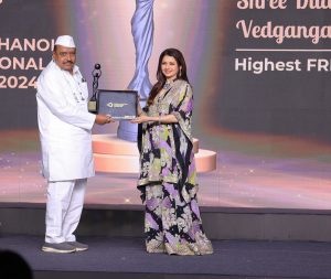 kp-patil-president-of-bidri-was-awarded