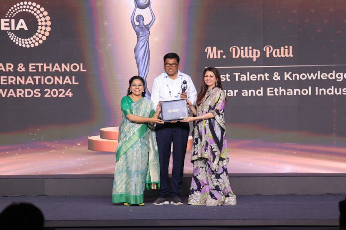 dilip patil seia award- 2024 bhagyashree patwardhan