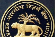 India’s forex reserves drop by $6.9 billion, still near record high of $704.9 billion