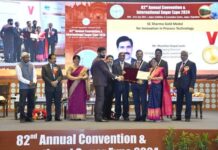 कल्लाप्पाण्णा आवाडे जवाहर कारखान्याचे कार्यकारी संचालक मनोहर जोशी प्रतिष्ठित एस.सी. शर्मा सुवर्णपदकाने सन्मानित