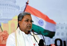 Karnataka CM asks officers to gear up ahead of flood