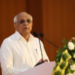 ગુજરાતના મુખ્યમંત્રીએ કમોસમી વરસાદથી પ્રભાવિત ખેડૂતો માટે ₹10,000 કરોડના રાહત પેકેજની જાહેરાત કરી