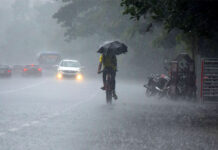 मान्सून इफेक्ट : सध्या भारतात ७ राज्यात पडतोय मुसळधार पाऊस