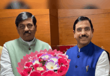 South Indian sugar millers, including industry leader Dr. Murugesh Nirani ji and others, meet Union Ministers Shri Pralhad Joshi ji and Shri Hardeep Singh Puri ji to discuss ethanol pricing and industry challenges