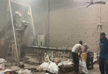 Hapur farmers turn stubble, sugarcane leaves into profitable biomass briquettes