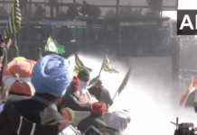 शंभू बॉर्डरवर शेतकऱ्यांना पांगवण्यासाठी पोलिसांकडून अश्रुधुराचा, पाण्याचा वापर