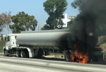 ब्राजील: राजमार्ग पर एथेनॉल टैंकर पलटने के बाद 25 वाहनों में आग लग गई, पांच लोग घायल