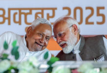 NDA surges ahead in Bihar as Mahagathbandhan trails; Nitish-Modi wave to break 2010 record