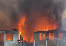 Gujarat: Massive fire breaks out at a plastic manufacturing company in Valsad, dousing ops underway