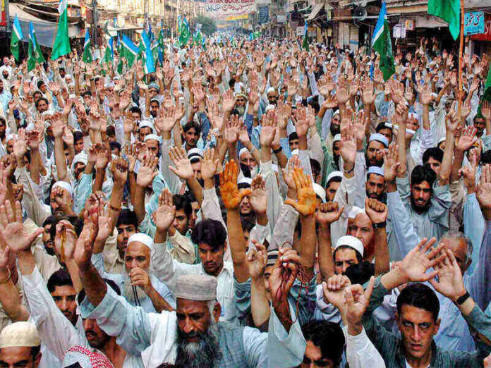 ani-pakistans_population_crisis_deepens_as_experts_warn_of_national_collapse